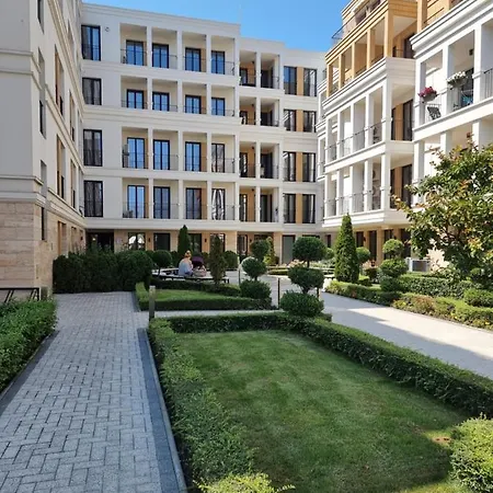 Lägenhet In Evargreen Complex With Terrace Varna