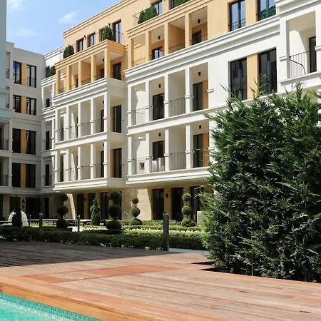 In Evargreen Complex With Terrace Apartmán *