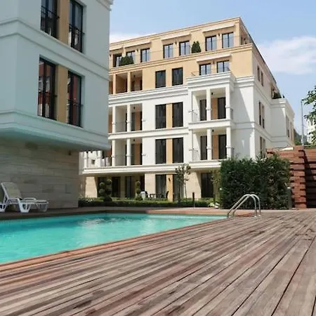 Apartament In Evargreen Complex With Terrace *