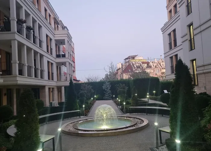 Appartement In Evargreen Complex With Terrace *